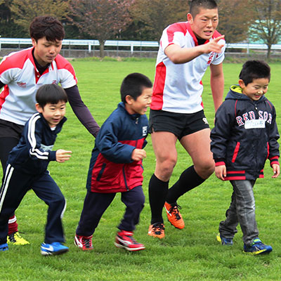 子供達と楽しいラグビー教室